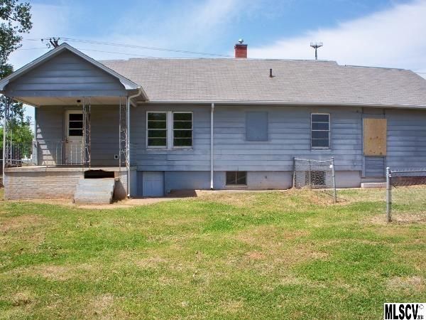 4410 N Center St, Hickory, NC 28601