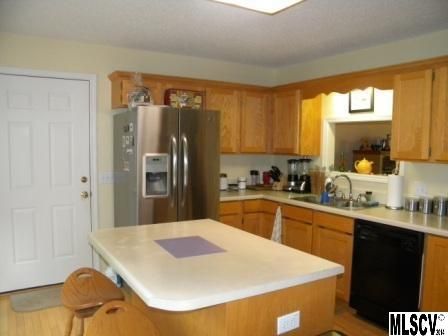 1513 Indian Springs Dr, Conover, NC 28613
