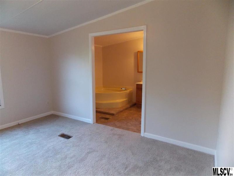 1624 Amy Dr, Conover, NC 28613