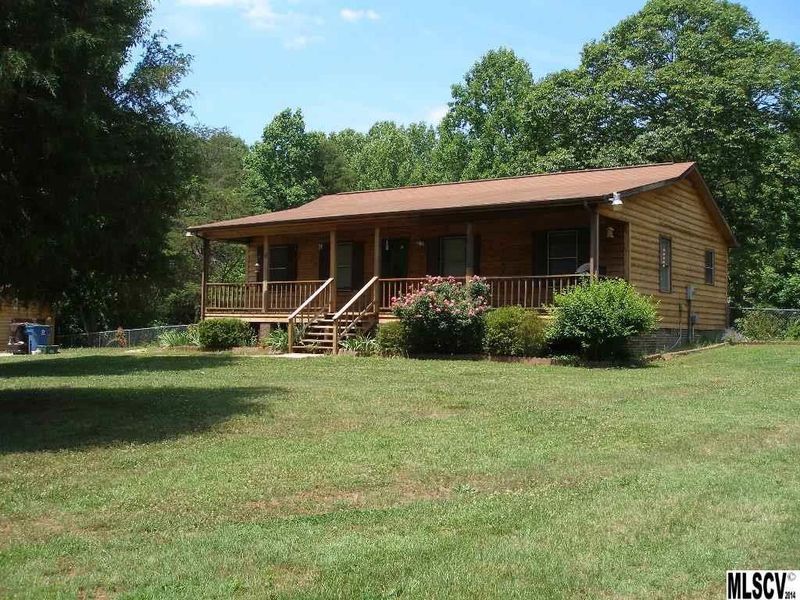 1696 Morningside Dr, Newton, NC 28658