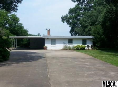 3122 Laurel Ridge Rd, Hickory, NC 28601