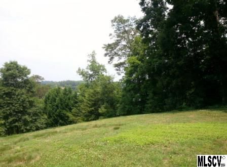 3122 Laurel Ridge Rd, Hickory, NC 28601