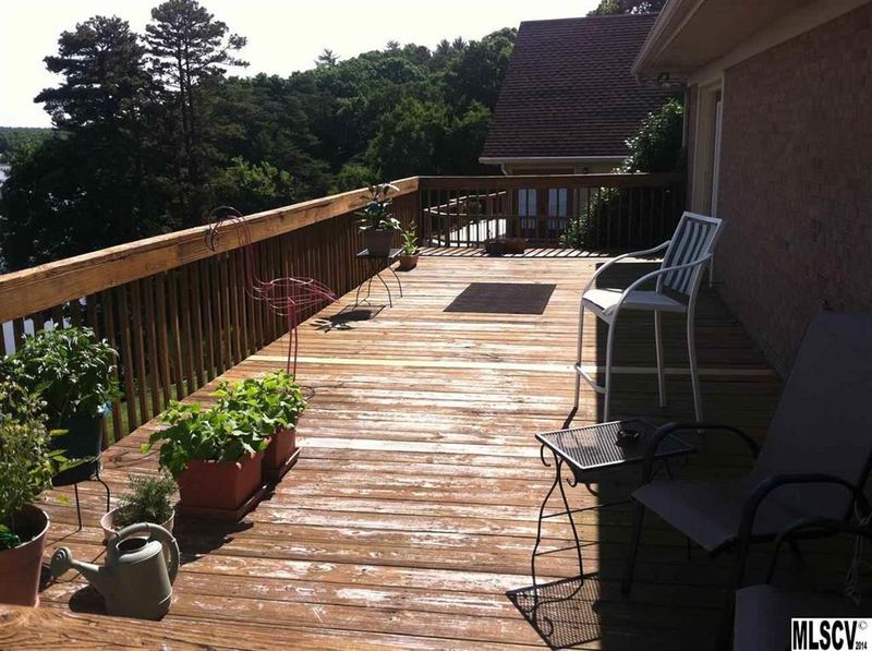 5242 36th St Dr NE, Hickory, NC 28601