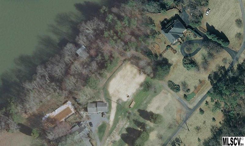 40154023 8th Street Ct NW, Hickory, NC 28601