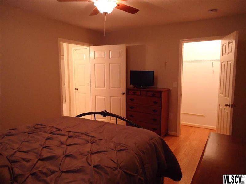 505 2nd Street Pl NE #E1, Conover, NC 28613