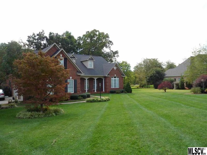 1045 Willow Creek Dr, Newton, NC 28658