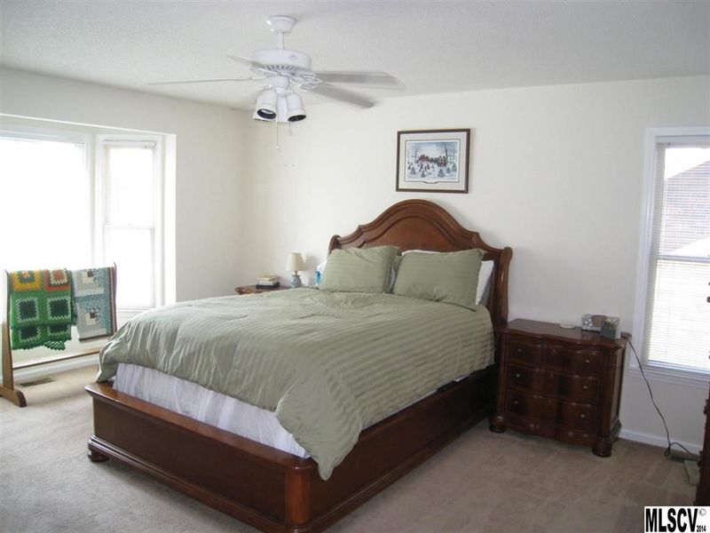 3271 Pine Leaf Dr, Maiden, NC 28650