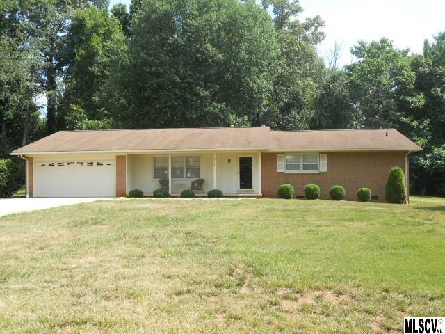 2364 23rd Ave Dr NE, Hickory, NC 28601