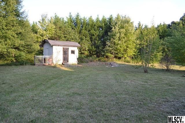 1585 Floyd Baker Dr, Conover, NC 28613