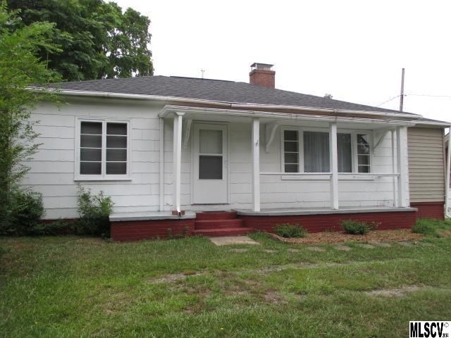 411 Grove St, Lincolnton, NC 28092
