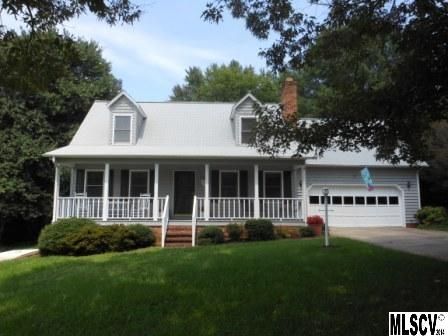 1327 36th Ave NE, Hickory, NC 28601