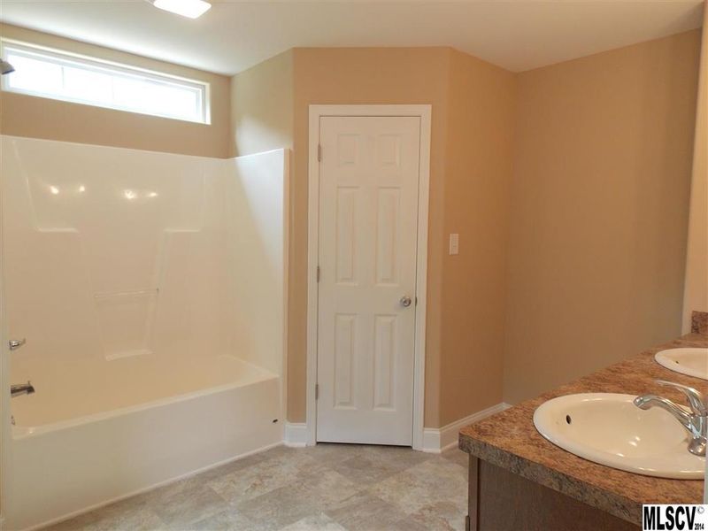 8273 Monbo Rd, Catawba, NC 28609