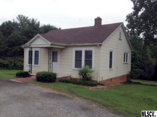 480 29th Ave Dr NW, Hickory, NC 28601