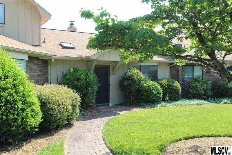 345 4th Ave NE, Hickory, NC 28601