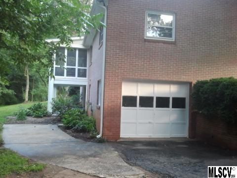 2360 13th St Dr NE, Hickory, NC 28601