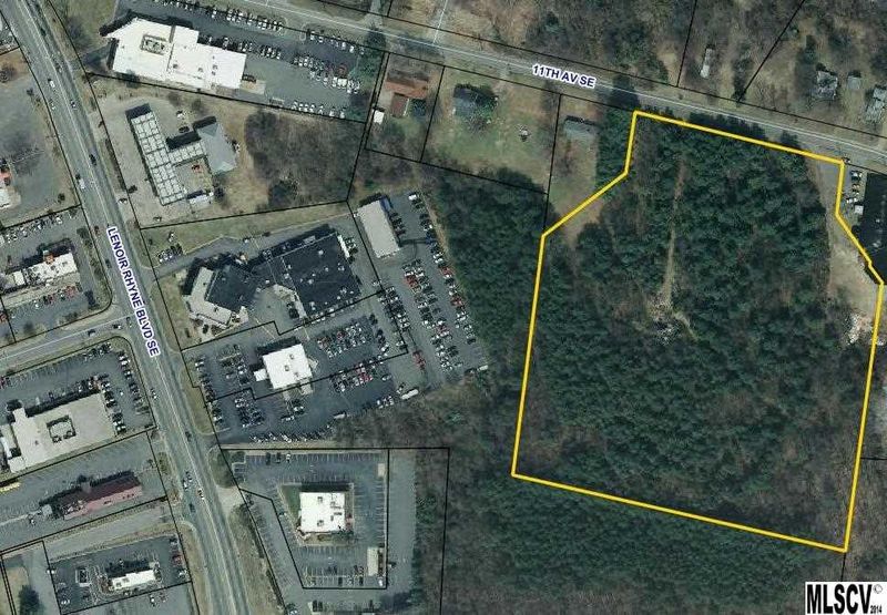 1360 11th Ave SE, Hickory, NC 28602