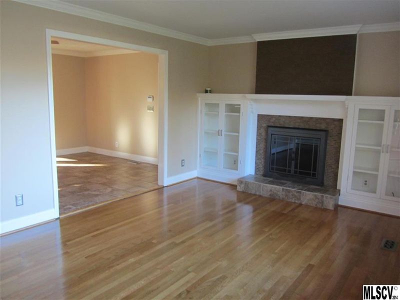 1502 21st St SW, Hickory, NC 28602