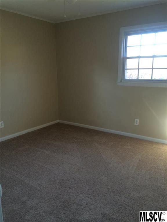 4053 22nd St NE, Hickory, NC 28601