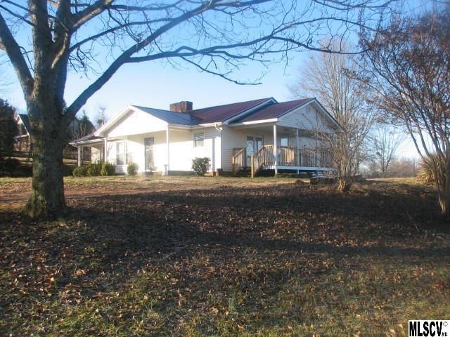3587 Old Shelby Rd, Hickory, NC 28602
