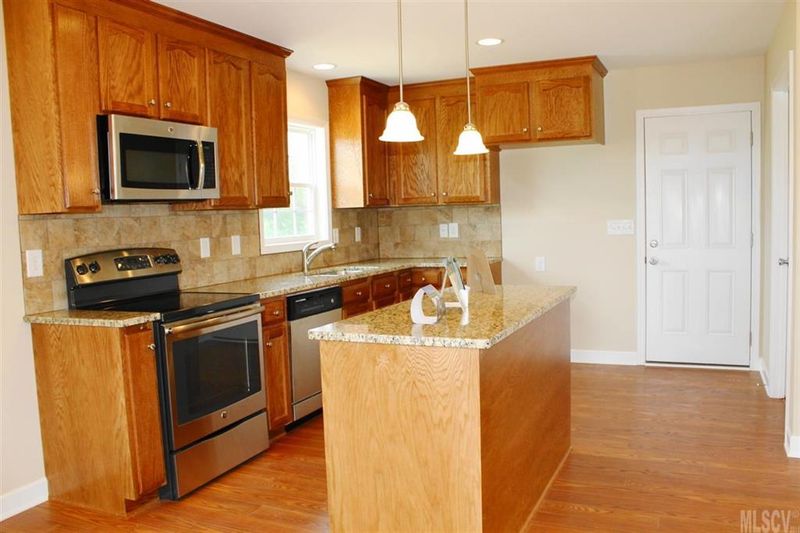 266 Lone Pine Rd, Statesville, NC 28625