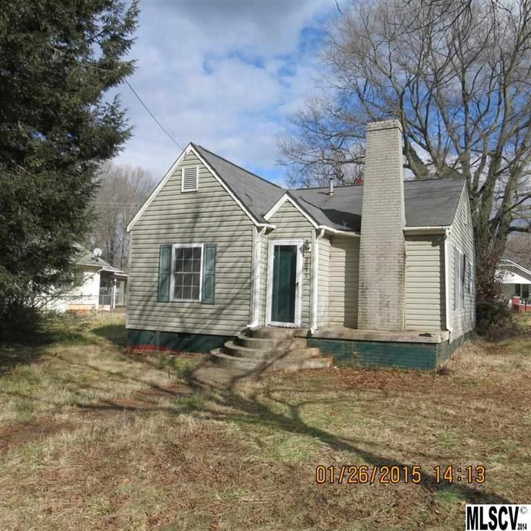 2057 N College Ave, Newton, NC 28658