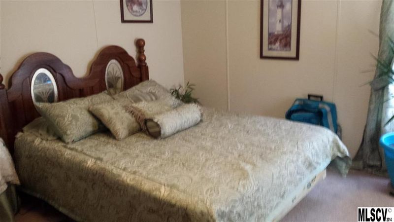 1071 27th St NE, Conover, NC 28613