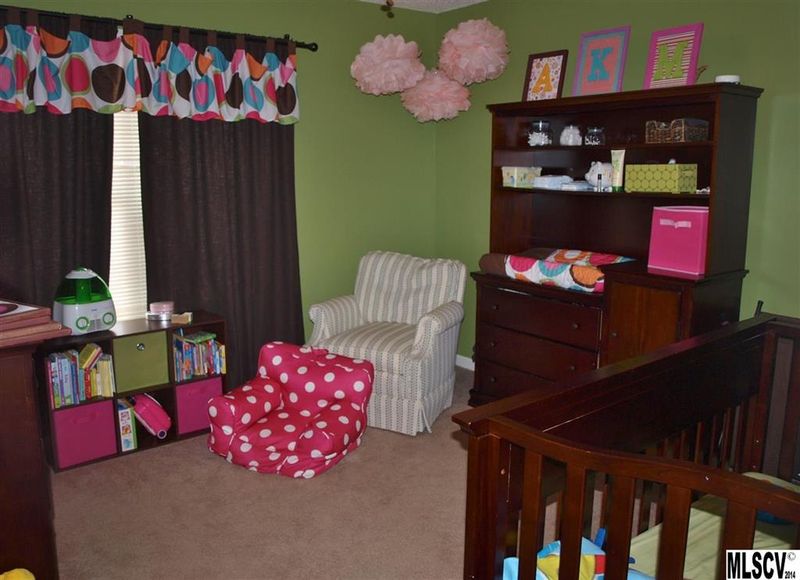 2035 Wallace Dairy Rd, Hickory, NC 28602