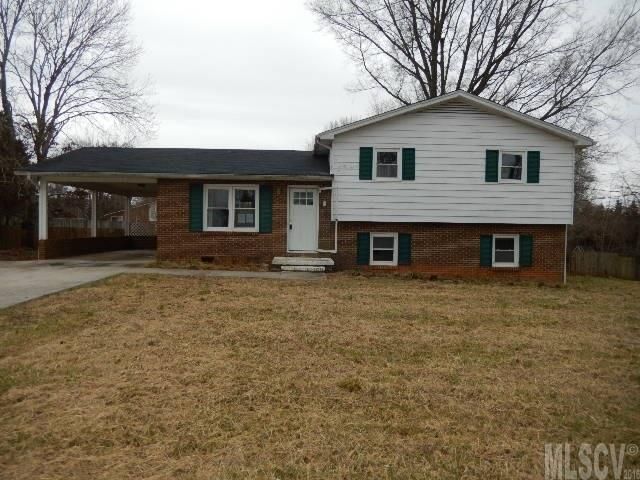 5196 Piedmont Cir, Conover, NC 28613