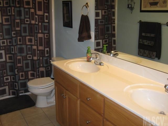 1470 19th St SW, Hickory, NC 28602