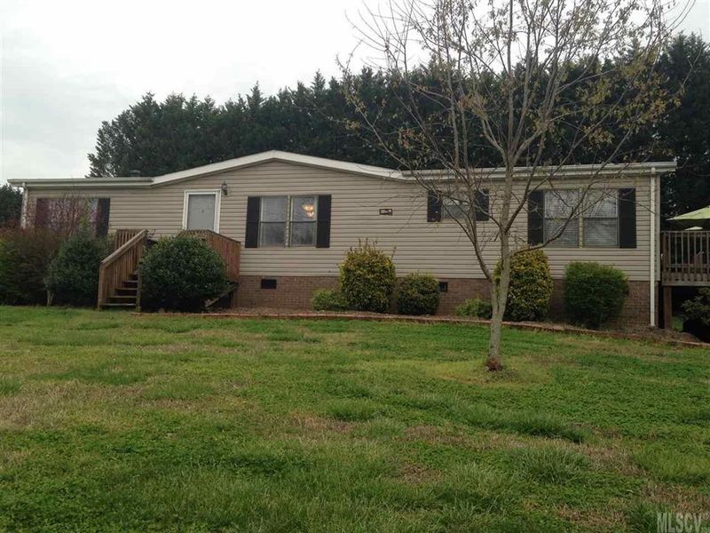 5352 Lee Cline Rd, Conover, NC 28613