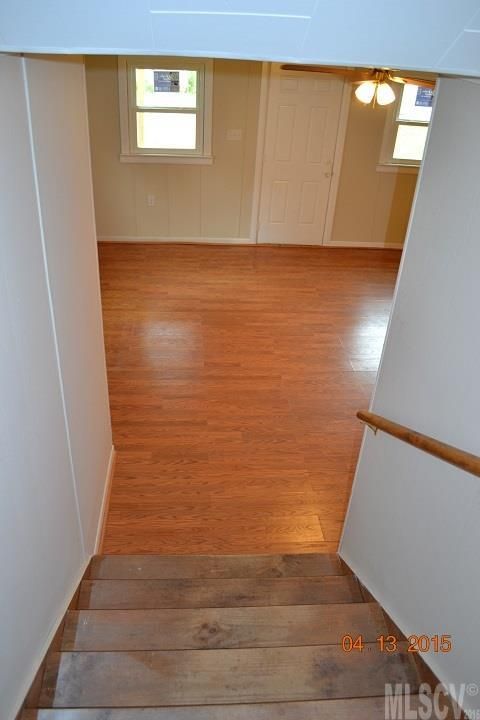 218 W 27th St, Newton, NC 28658