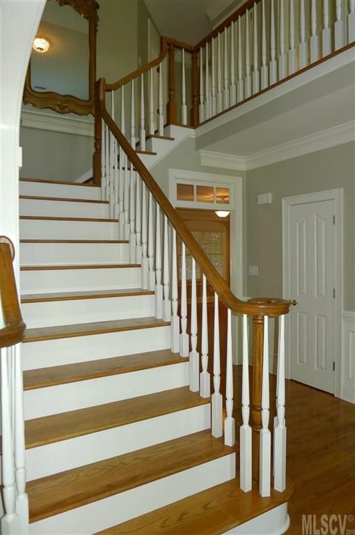 4161 1st St Pl NW, Hickory, NC 28601