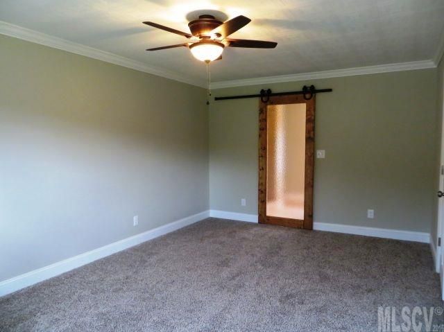 5967 Willowbottom Rd, Hickory, NC 28602
