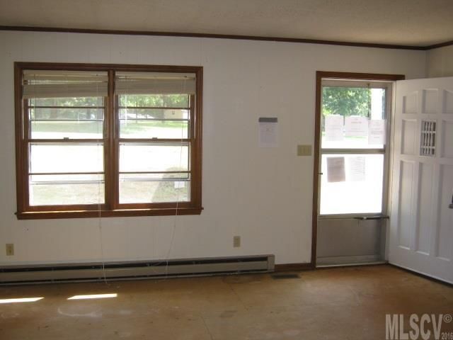 2124 Bill Lynch Rd, Lincolnton, NC 28092