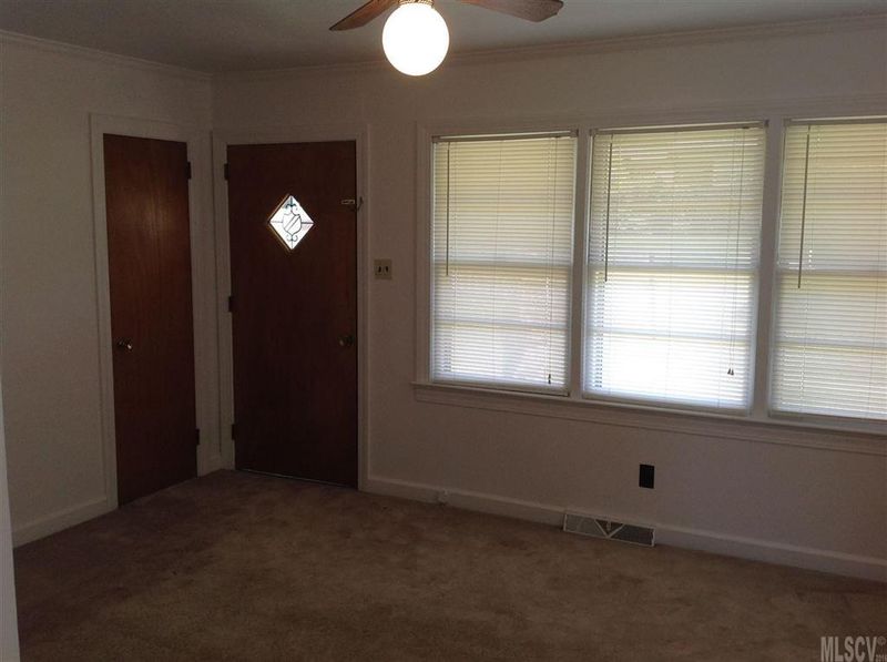 4831 Raleigh St, Conover, NC 28613