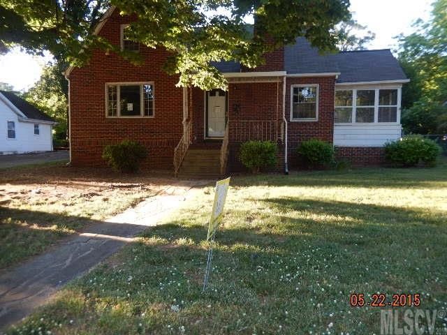 420 W 6th St, Newton, NC 28658