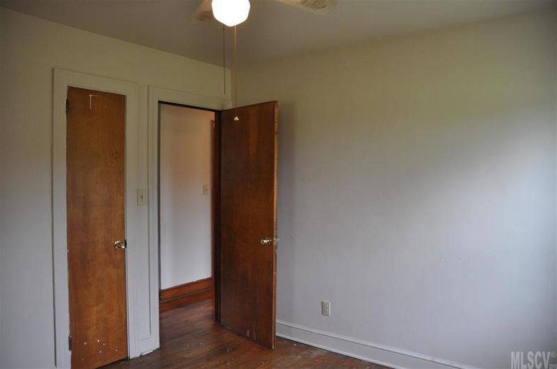 3072 Community Rd, Claremont, NC 28610