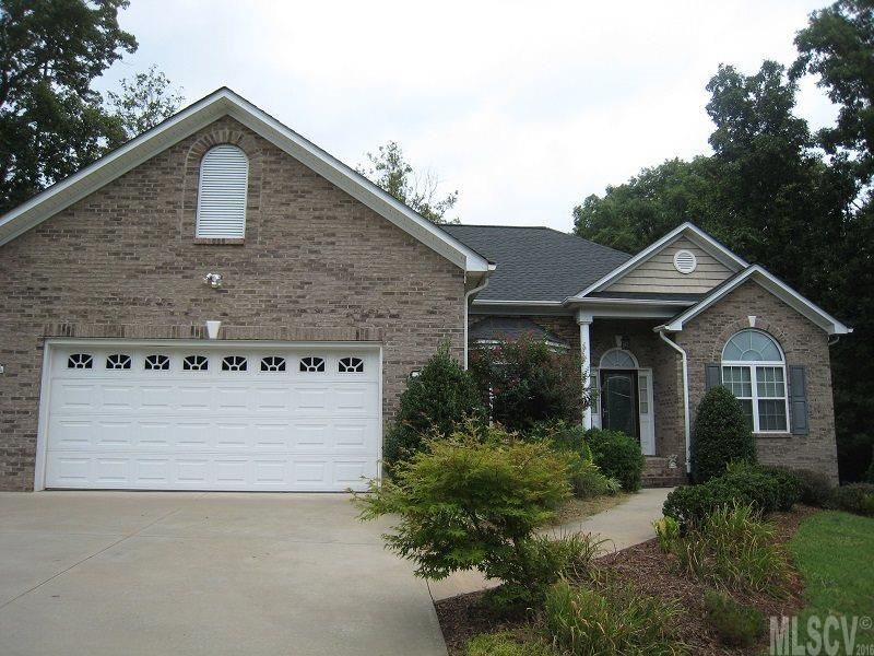 3563 Wandering Ln NE, Hickory, NC 28601