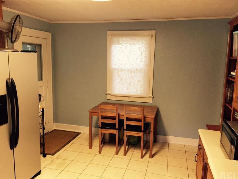 521 S Ashe Ave, Newton, NC 28658