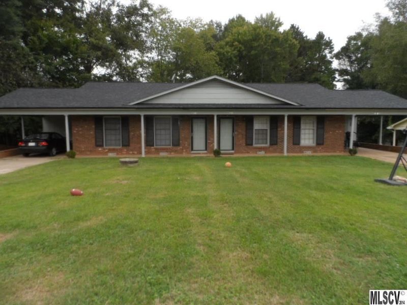 4019 1st St NW, Hickory, NC 28601