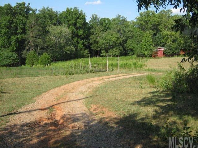 4328 C & B Farm Rd, Conover, NC 28614