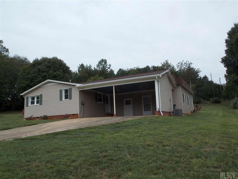 1205 Old Conover Startown Rd, Newton, NC 28658