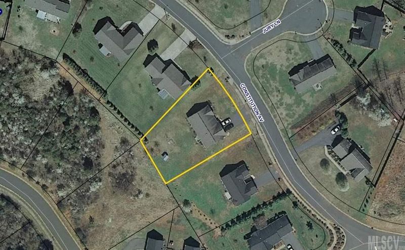 813 Constitution Ave, Newton, NC 28658