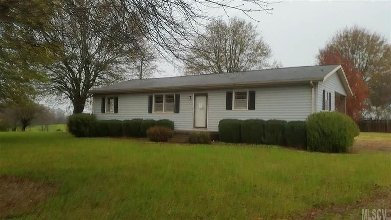 5937 River Bend Rd, Claremont, NC 28610