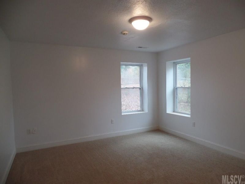 1311 9th Ave NW, Conover, NC 28613