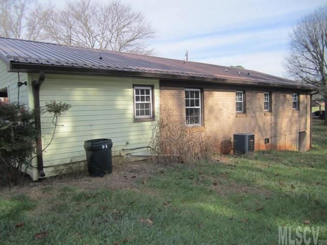4165 Marvin Ln, Claremont, NC 28610