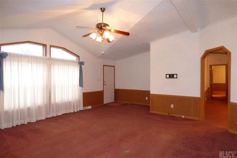 4674 County Home Rd, Conover, NC 28613
