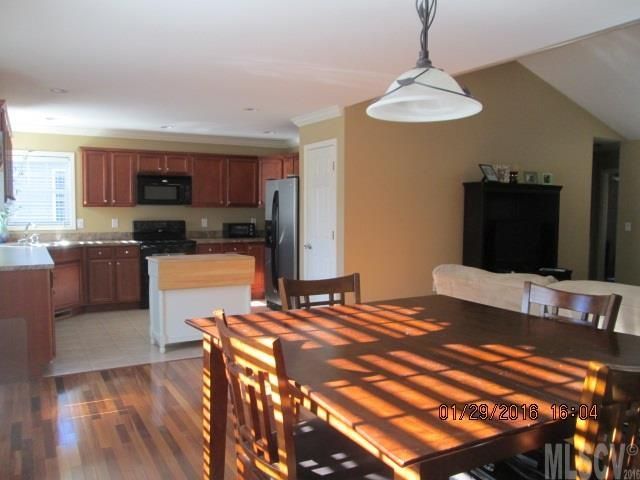 1522 Mayfair Dr, Conover, NC 28613