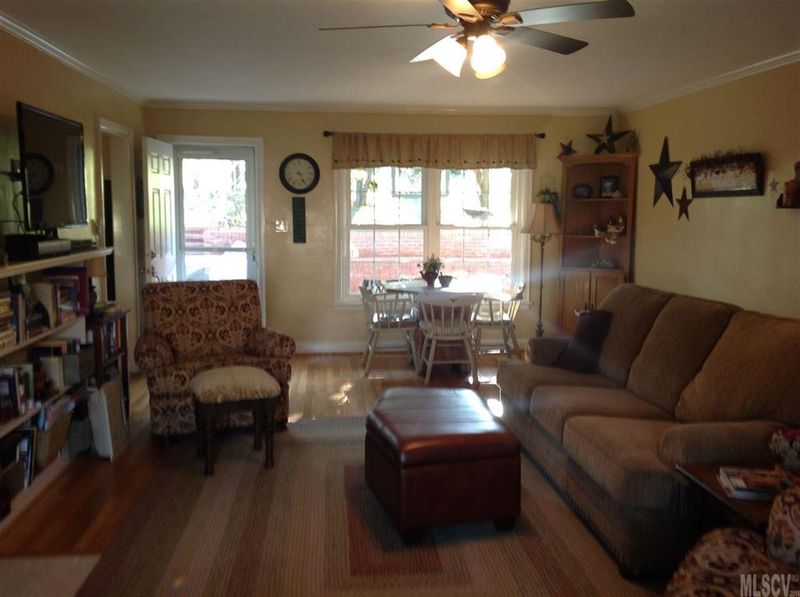 15 36th Ave NW, Hickory, NC 28601