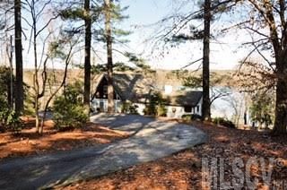 5045 16th St Dr NE, Hickory, NC 28601